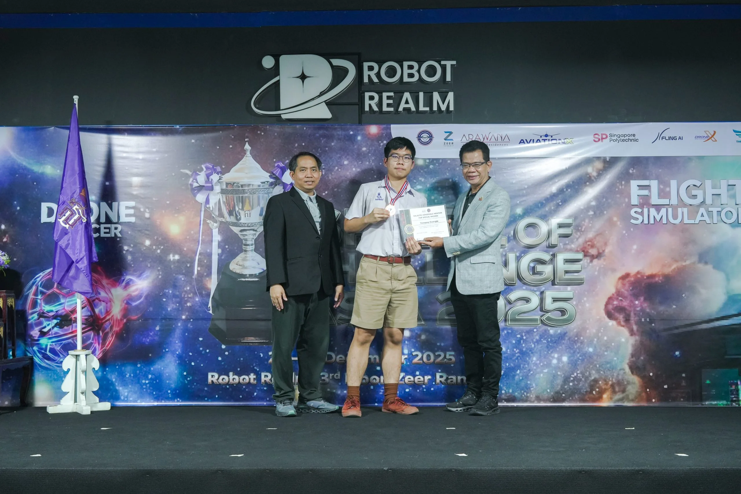 SPACE OF ASIAN 2025 (รับรางวัล)-12
