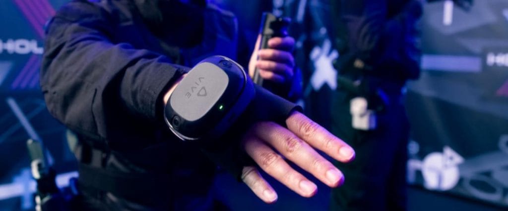 VTuber / Creator ยุคใหม่: ผสม VIVE Ultimate Tracker กับ VIVE Pro 2 เพื่อทำ Avatar ที่ขยับทั้งตัว