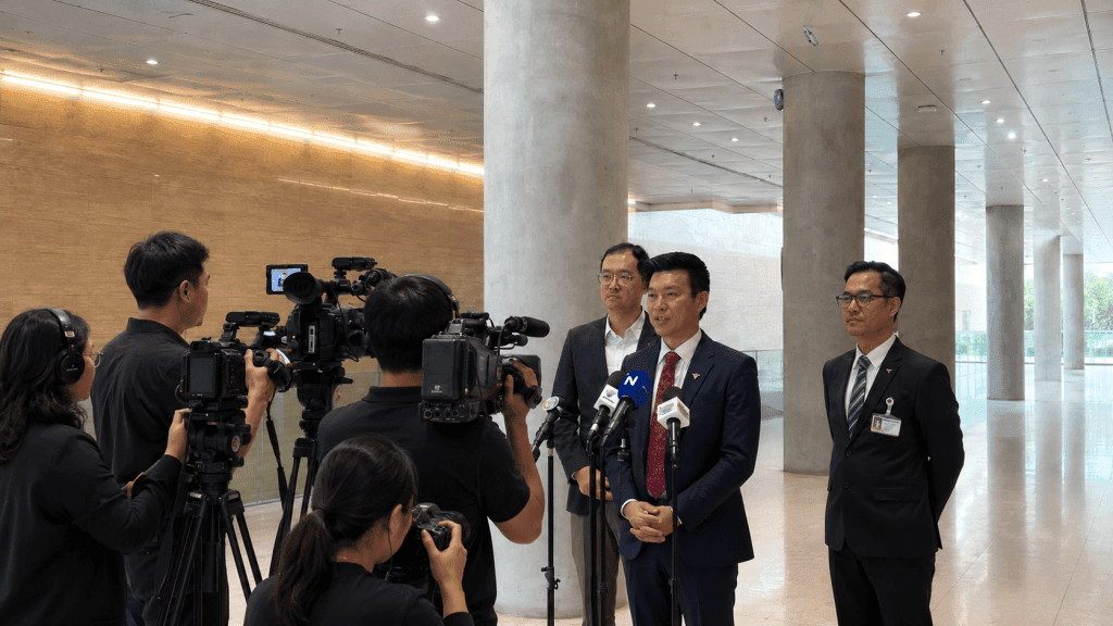 ภาพประกอบการประชุมรับฟังความคิดเห็นร่าง พ.ร.บ.ควบคุมอากาศยานไร้คนขับฯ