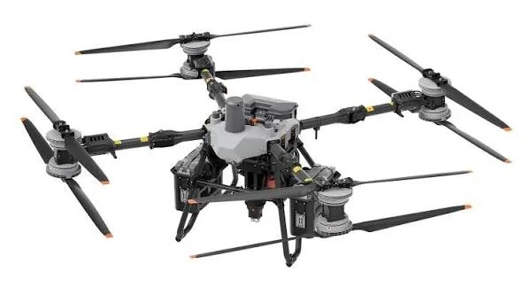 DJI FlyCart 100 มุมมองไอโซเมตริก แสดงแขนพับและใบพัด 8 ใบ